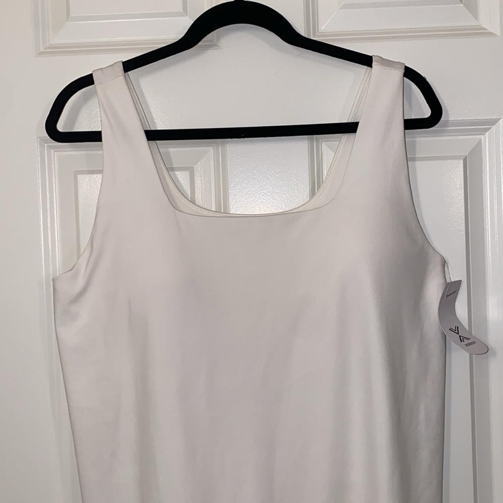 Xersion Plus Size Everultra-Lite Sleeveless Built in Bra Shorts Tennis Dress - Picture 6 of 12